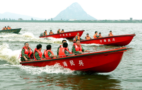 國網(wǎng)寧海縣供電公司為“抗災(zāi)治患”在8個供電所均組建應(yīng)急救援隊(duì)