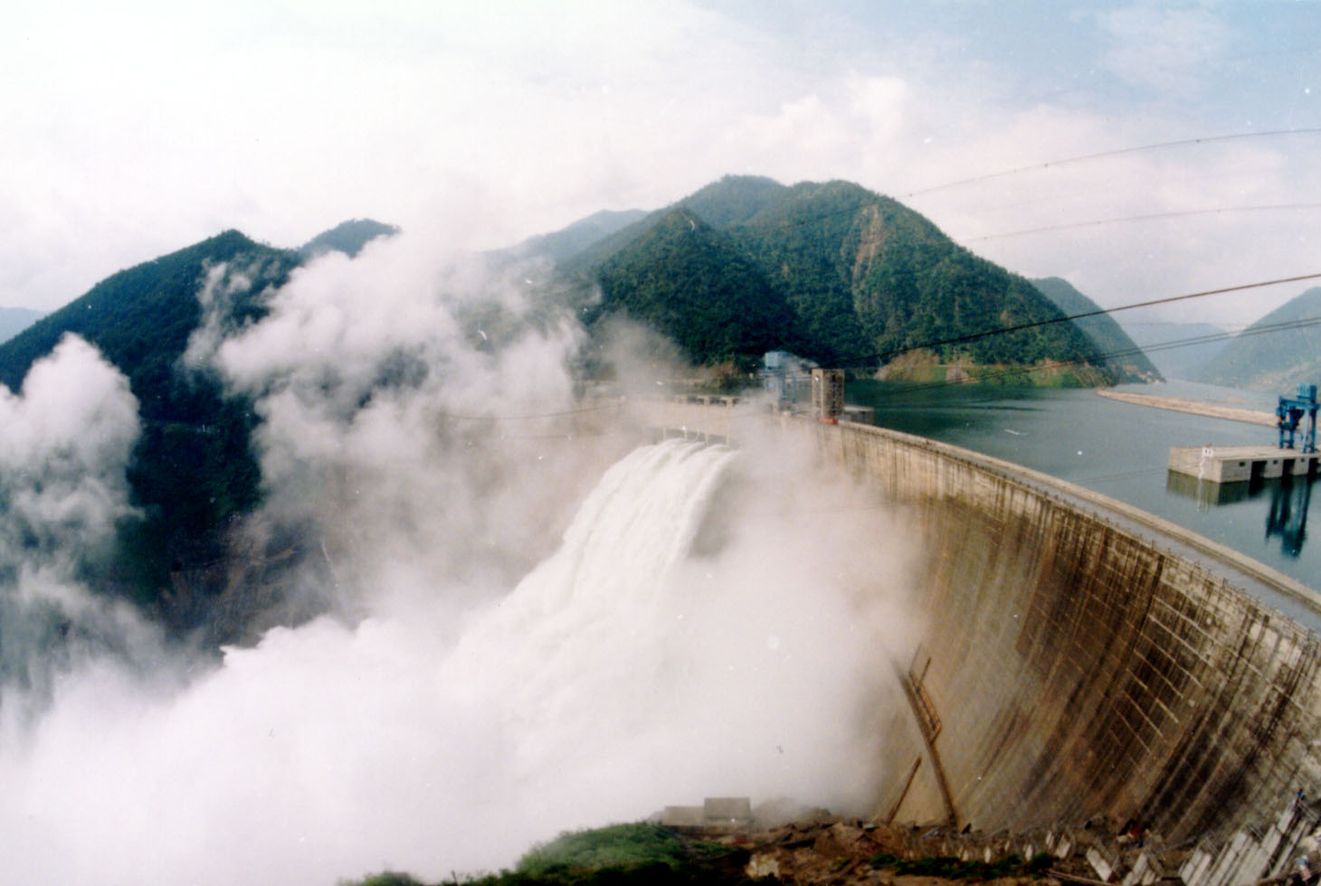 西藏首個(gè)裝機(jī)超百萬千瓦水電站獲核準(zhǔn)