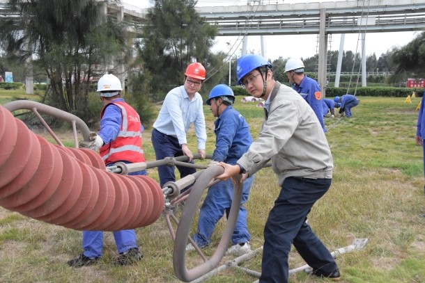 國能（福州）熱電有限公司500kV線路導(dǎo)線及金具更換項目完成導(dǎo)線拆除