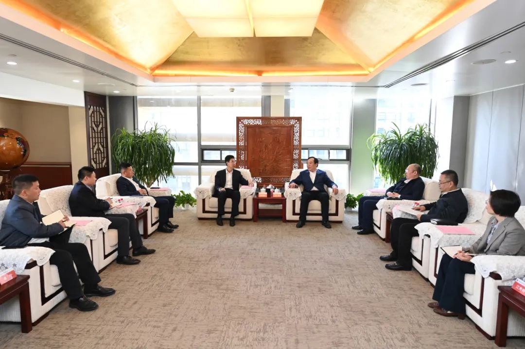大唐國際黨委書記、董事長李凱會見中建五局黨委書記、董事長田衛(wèi)國